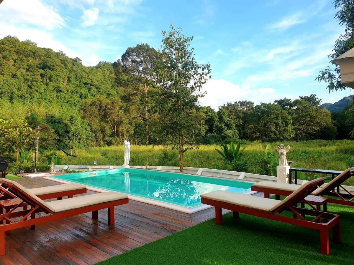 Villa Chateau De Luxi Khao Yai - ชาโตว์ เดอ ลูซี่ เขาใหญ่ Mu Si Exterior foto