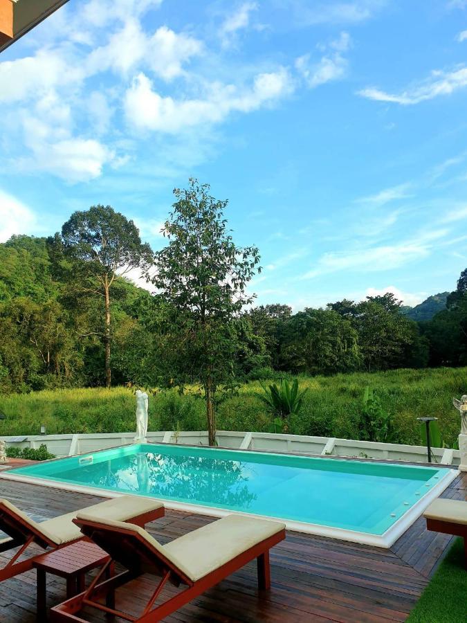 Villa Chateau De Luxi Khao Yai - ชาโตว์ เดอ ลูซี่ เขาใหญ่ Mu Si Exterior foto